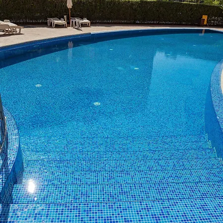 Hotel apartamentowy Efir 2 - Menada
