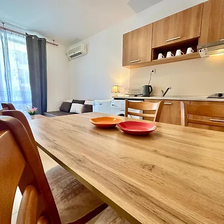 Lejlighedshotel Efir 2 - Menada Sunny Beach