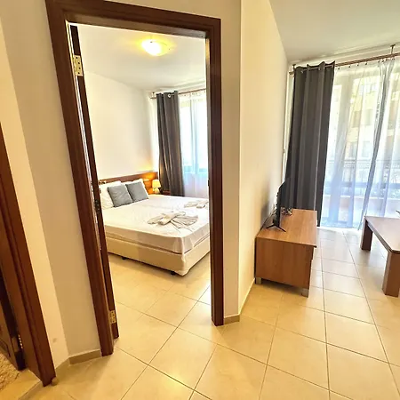 Efir 2 - Menada 3* Napospart