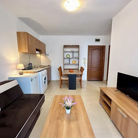 Efir 2 - Menada Apartmanhotel 3*