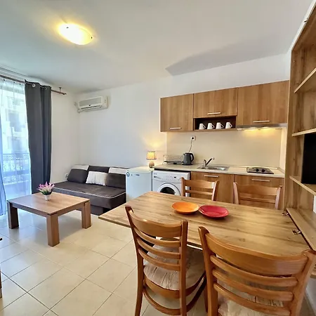 Lejlighedshotel Efir 2 - Menada Sunny Beach