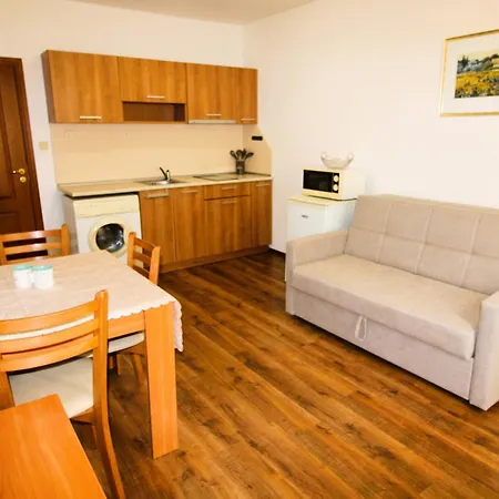 Efir 2 - Menada 3* Sluneční pobřeží