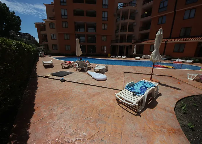 Aparthotel Efir 2 - Menada Sluneční pobřeží