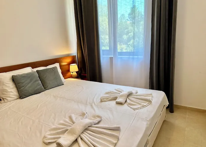 Apart Otel Efir 2 - Menada