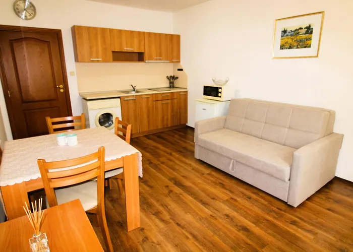 Efir 2 - Menada 3* Sluneční pobřeží